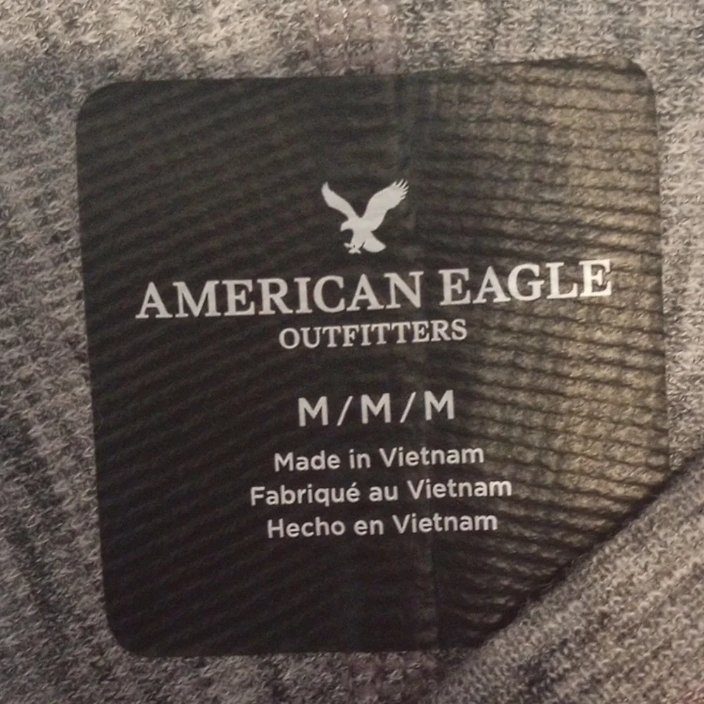 American Eagle longsleeve shirt size medium - Picture 3 of 6